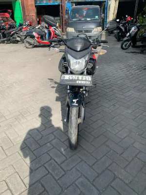 Jual bekas CB 150R tahun 2015. Pajak hidup,lokasi di Medan Satria