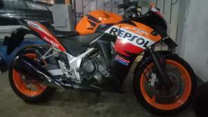 Jual bekas CBR 250R livery Repsol edition original,lokasi di Koja