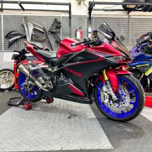 Jual bekas CBR 250RR SP QS Full Brembo, Modif mentok, km rendah,lokasi di Makasar