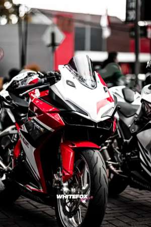 Jual bekas CBR250RR 2017 nonABS,lokasi di Baleendah