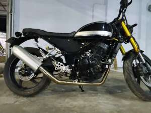 Jual bekas CBRhonda CBR KJY 250cc CBU Build UpSclamber,lokasi di Curug