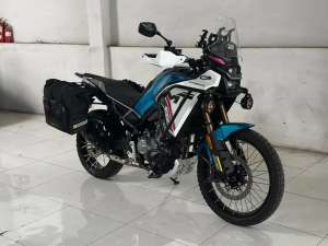 Jual bekas CF moto 450MT full acc SOLO,lokasi di Laweyan