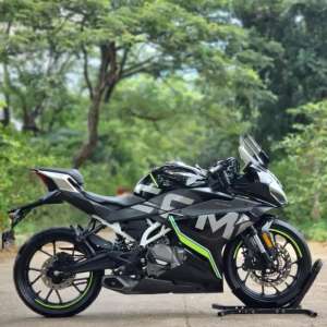 Jual bekas CFMOTO 250SR 2023 HITAM LOW KM SUPERB PAJAK HIDUP,lokasi di Kramat Jati