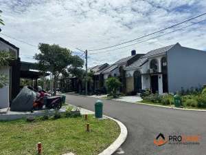 CLUSTER AZALEA RUMAH READY TERLARIS lokasi di Parung Panjang, tersedia melalui melalui situs Olx
