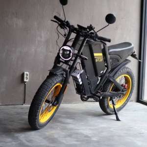 Jual bekas Coshwheel GT20 Electric Bike - 700W, 50kmh 80km Range, Removable Battery,lokasi di Kab. Gianyar