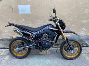 Jual bekas Crf basic mp mono 2010,lokasi di Sawahan
