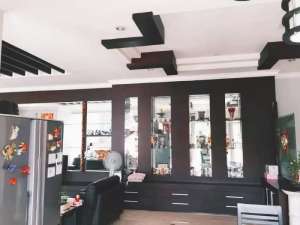 D jual rumah manyar pik lokasi di Pantai Indah Kapuk, tersedia melalui melalui situs Olx