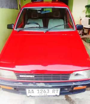 Jual bekas Daihatsu Charade Tahun 86 Siap Pakai,lokasi di 
