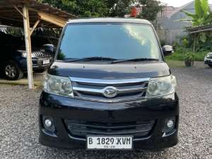 Jual bekas DAIHATSU LUXIO X MANUAL 2010 READY 2 UNIT,lokasi di 
