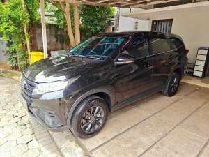 Jual bekas Daihatsu Terios X Deluxe AT 2022 Low Km Full Orisinil,lokasi di 