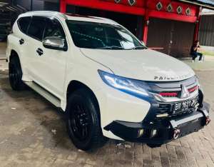 Jual bekas Di Jual Cepat Pajero Sport Dakar 4x2 AT 2016 Tangan Pertama Cantik x,lokasi di 