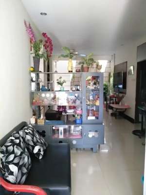 Di Jual Cepat Rumah Sektor 1B di Gading Serpong lokasi di Gading Serpong, tersedia melalui melalui situs Olx