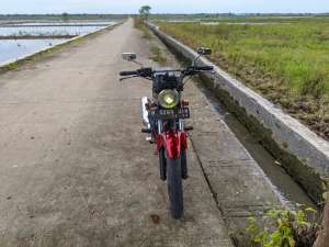 Jual bekas Di jual Honda cb 100 Besik tiger,lokasi di Banyusari