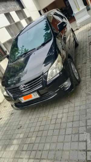 Jual bekas Di jual Inova 2012 type v luxury,lokasi di 