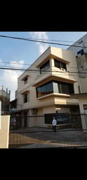 DI JUAL RUKO 3 LANTAIKOS KOS 2 LANTAI Di TEBET JAKARTA-SELATAN lokasi di Tebet, tersedia melalui melalui situs Olx