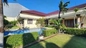 Di Jual Rumah Komersial area RAYA JEMUR ANDAYANI Surabaya Selatan lokasi di Wonocolo, tersedia melalui melalui situs Olx