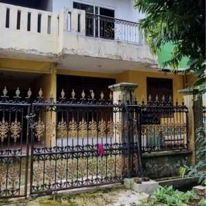 di jual Rumah lama hitung tanah di kav.dki jagakarsa jaksel lokasi di Jagakarsa, tersedia melalui melalui situs Olx