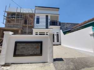 DI JUAL RUMAH MEWAH MODERN DAN ELEGAN DI LABUHAN DALAM lokasi di Rajabasa, tersedia melalui melalui situs Olx