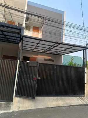 Di Jual Rumah Minimalis 3 Lantai di Duri Kepa, Kebon Jeruk, Jakbar lokasi di Kebon Jeruk, tersedia melalui melalui situs Olx