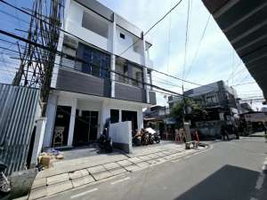 Di jual Rumah Siap Huni di Kemayoran Jakarta Pusar lokasi di Kemayoran, tersedia melalui melalui situs Olx