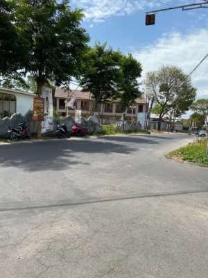 di kontrakan tanah super strategis ada bangunan di Salatiga lokasi di Argomulyo, tersedia melalui melalui situs Olx