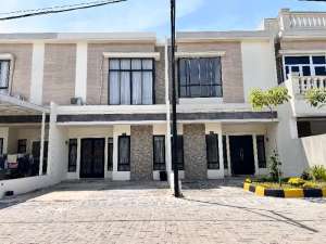 diju rumah mew secondary daerah padang bulan lokasi di Medan Selayang, tersedia melalui melalui situs Olx