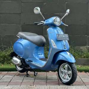 Jual bekas Dijual Cepat Piaggio Vespa PRIMAVERA 150 3V TAHUN 2014 WARNA SKY BLUE,lokasi di Makasar