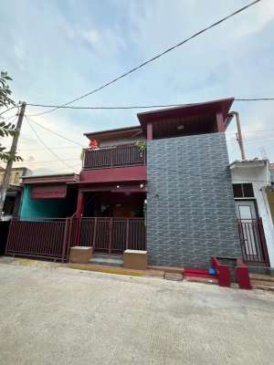 Dijual Cepat Rumah 2 Lantai Siap Huni SHM Kompek TWP TNI AL Ciangsana lokasi di Gunung Putri, tersedia melalui melalui situs Olx