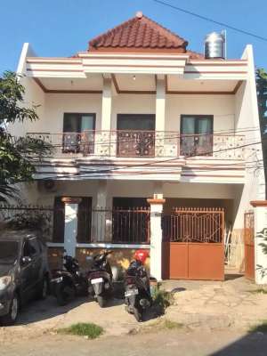 DIJUAL CEPAT RUMAH 2LANTAI MEDAYU UTARA DEKAT KAMPUS UPN lokasi di Rungkut, tersedia melalui melalui situs Olx