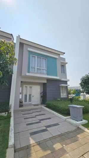 DIJUAL CEPAT RUMAH DI CLUSTER AGNESI-SUMMARECON SERPONG lokasi di Pagedangan, tersedia melalui melalui situs Olx