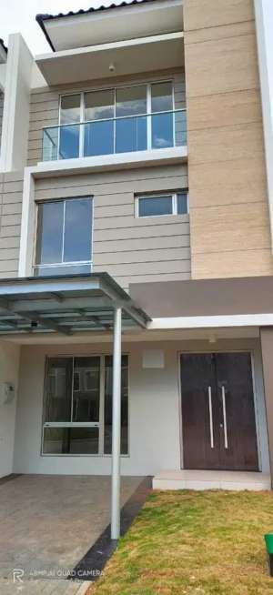 Dijual Cepat Rumah di Golf Island cluster Piano, Pantai Indah Kapuk lokasi di Pantai Indah Kapuk, tersedia melalui melalui situs Olx