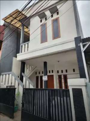 DIJUAL CEPAT RUMAH STRATEGIS 2 LT DI MALAKA SARI DUREN SAWIT lokasi di Duren Sawit, tersedia melalui melalui situs Olx