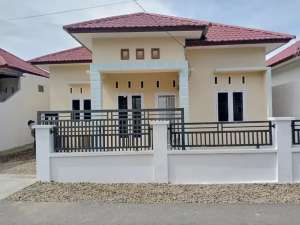 Dijual Cepat Rumah tipe 70 lingkungan sangat nyaman lokasi di Darul Imarah, tersedia melalui melalui situs Olx