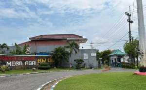 DIJUAL CEPAT RUMAH WARIS 200m 500jt. lokasi di Sidoarjo, tersedia melalui melalui situs Olx