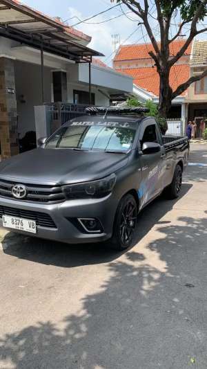 Jual bekas Dijual hilux 2023 km 17rb spek luar dalam istimewa,lokasi di 