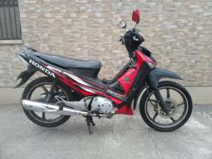 Jual bekas Dijual Honda Supra x 125 thn 2006 mulus komplit pajak panjang,lokasi di Cengkareng