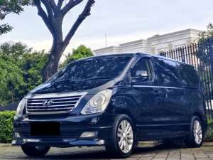 Jual bekas Dijual Hyundai H1 2.5 XG CRDI Diesel 2013 mulus terawat siap pakai,lokasi di 