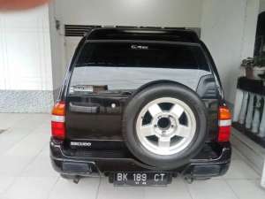 Jual bekas Dijual mobil Escudo 2001,lokasi di 