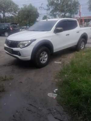Jual bekas Dijual mobil strada Triton manual,lokasi di 