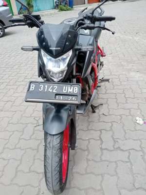 Jual bekas Dijual Motor Honda CB 150 R Tahun 2016,lokasi di Cilincing