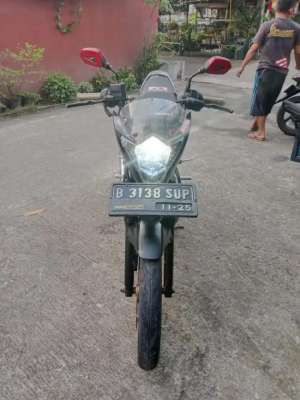 Jual bekas Dijual motor kondisi mulus dan terawat,lokasi di Cileungsi