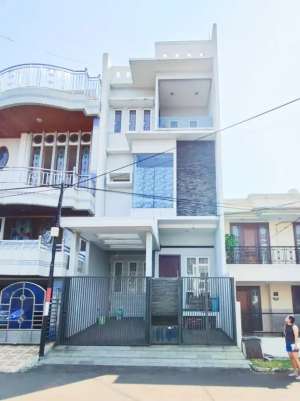 DIJUAL MURAH RUMAH JANUR ASRI KELAPA GADING lokasi di Kelapa Gading, tersedia melalui melalui situs Olx