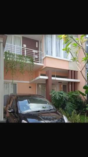 Dijual Rumah 2 Lantai Full Furnished di Cipayung Ciputat Tangsel lokasi di Ciputat, tersedia melalui melalui situs Olx