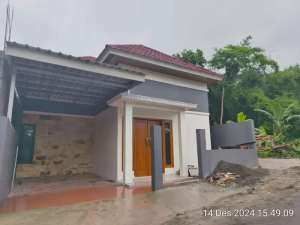 Dijual Rumah Bagus Dekat Blue Lagon Jalan Besi Jangkang lokasi di Ngemplak, tersedia melalui melalui situs Olx