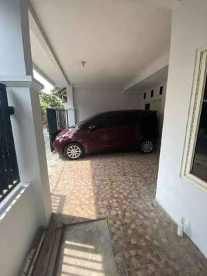 Dijual Rumah Bagus Nyaman Minimalis Siap Huni Rungkut Barata Surabaya lokasi di Rungkut, tersedia melalui melalui situs Olx