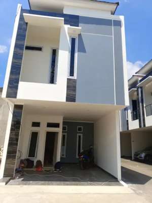 Dijual Rumah Baru Minimalis Modern 2 Lt di Jl Pisangan Baru Jakarta lokasi di Matraman, tersedia melalui melalui situs Olx
