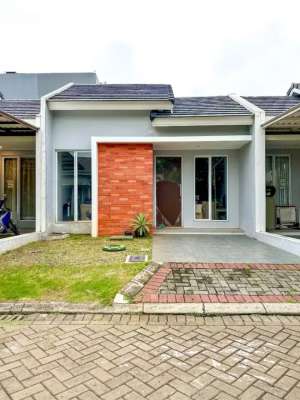 Dijual Rumah Baru U House Bintaro Jaya dekat Stasiun Jurangmangu lokasi di Ciputat, tersedia melalui melalui situs Olx