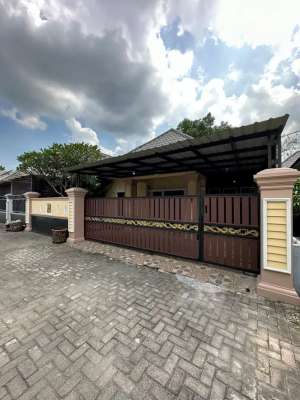 Dijual Rumah Dengan Lokasi Strategis di Binjai Timur Kondisi Terbaik lokasi di Binjai Barat, tersedia melalui melalui situs Olx
