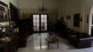 Dijual Rumah Dengan Tanah Yang Luas Di Jl Sei Siput Rich lokasi di Medan Baru, tersedia melalui melalui situs Olx