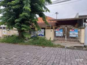 Dijual Rumah Dharmahusada Utara Surabaya lokasi di Mulyorejo, tersedia melalui melalui situs Olx